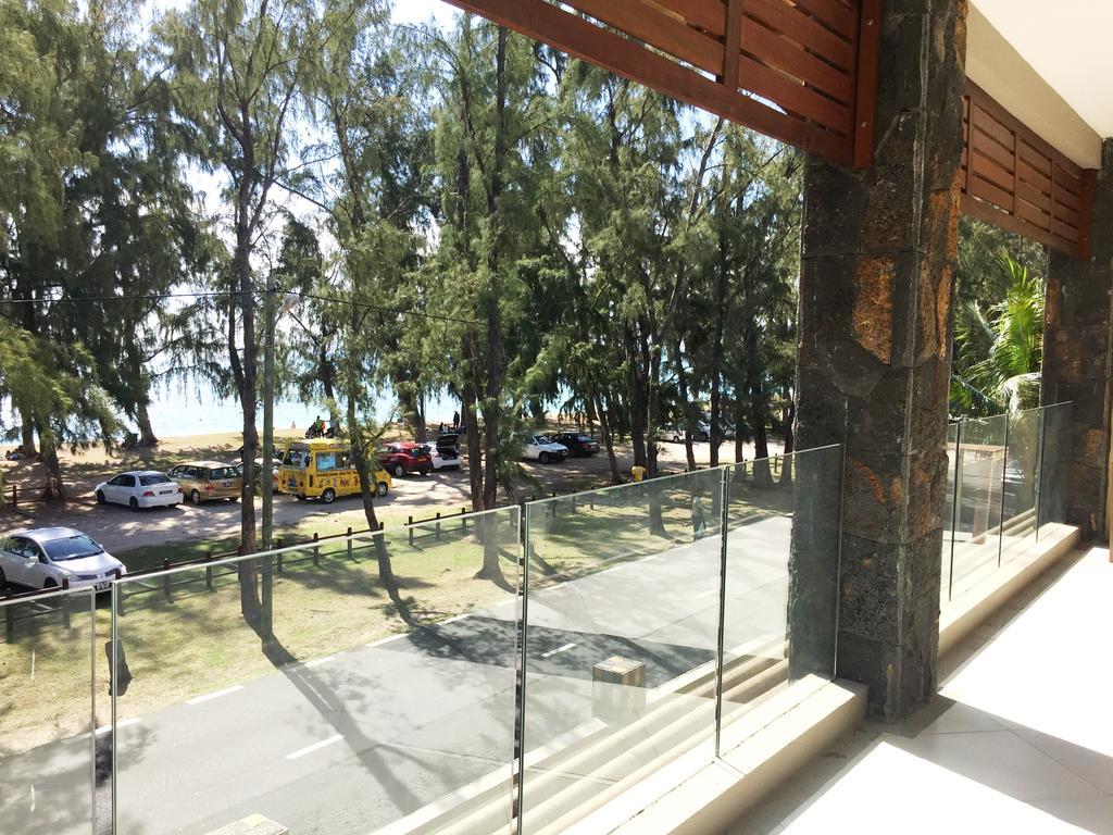 West Front One No 4 With Seafront - Licensed By Tourism Authority 14977 Flic En Flac Mauritius Apartment Exterior photo